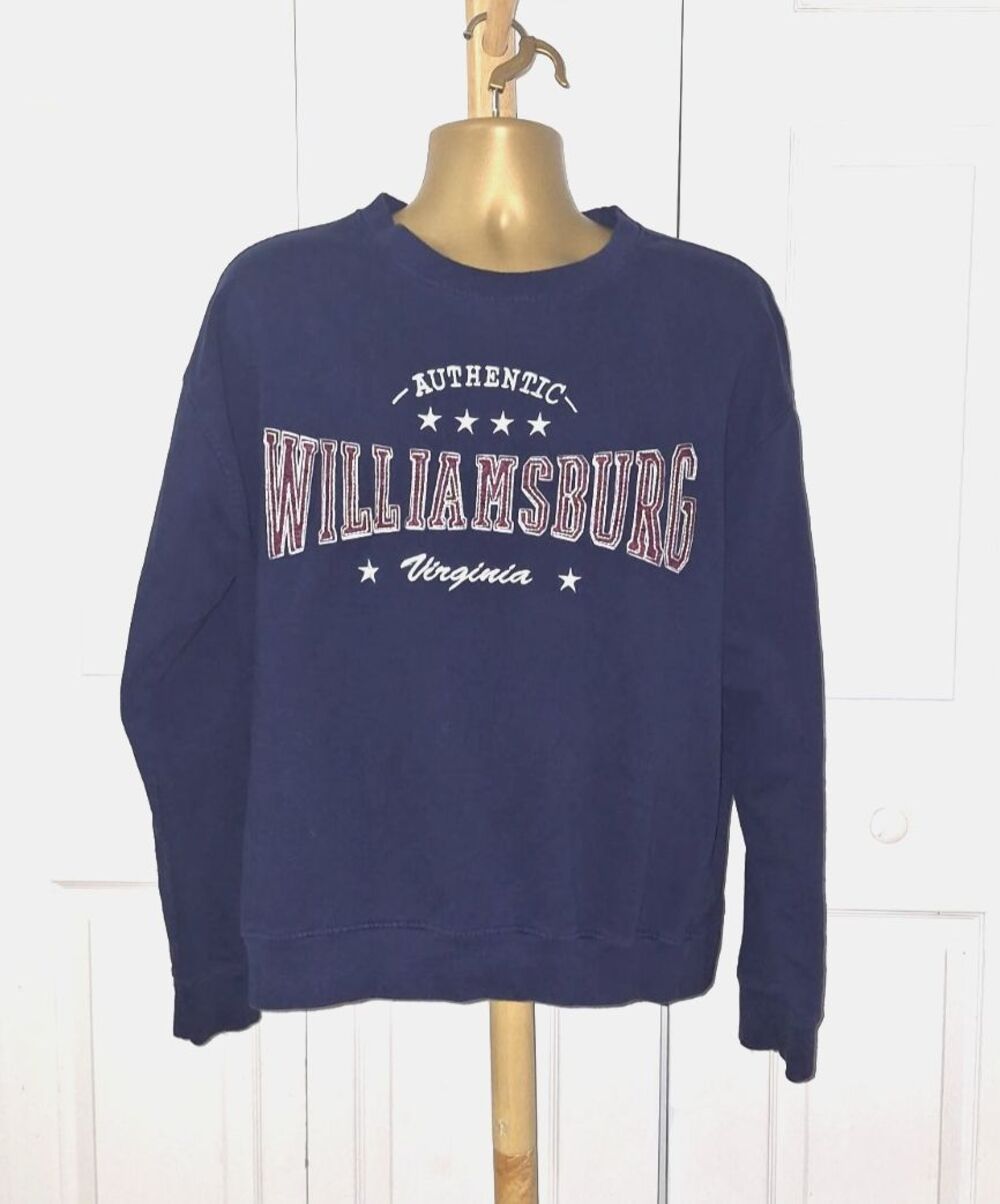 90s Williamsburg Virginia Embroidered Sweatshirt Blue Men's Large Crewneck Heavy